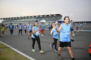 BIB: 820, 53172, 52954
                            <button type="button" onclick="openModal(10465206)" class="btn btn-primary btn-sm float-right btn-popup" data-toggle="modal" data-target=".modal-high-quality">
                        <i class="fas fa-shopping-cart"></i> Add to Cart
                    </button>
                                            <button type="button" onclick="isThisMe(10465206, true)" class="btn btn-success btn-sm float-right btn-popup btn-isme hidden" data-toggle="tooltip" data-placement="bottom" title="นี่คือรูปของคุณใช่ไหม คลิกที่นี่เพื่อเอาเข้าอัลบั้ม">
                        <i class="fas fa-plus"></i> Add to album
                    </button>
                    <button type="button" onclick="isThisMe(10465206, false)" class="btn btn-warning btn-sm float-right btn-popup btn-isnotme hidden">
                        <i class="fas fa-ban"></i> Remove from album
                    </button>